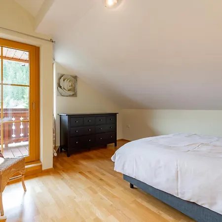 シャレー Wirnsberg レンヴェーク